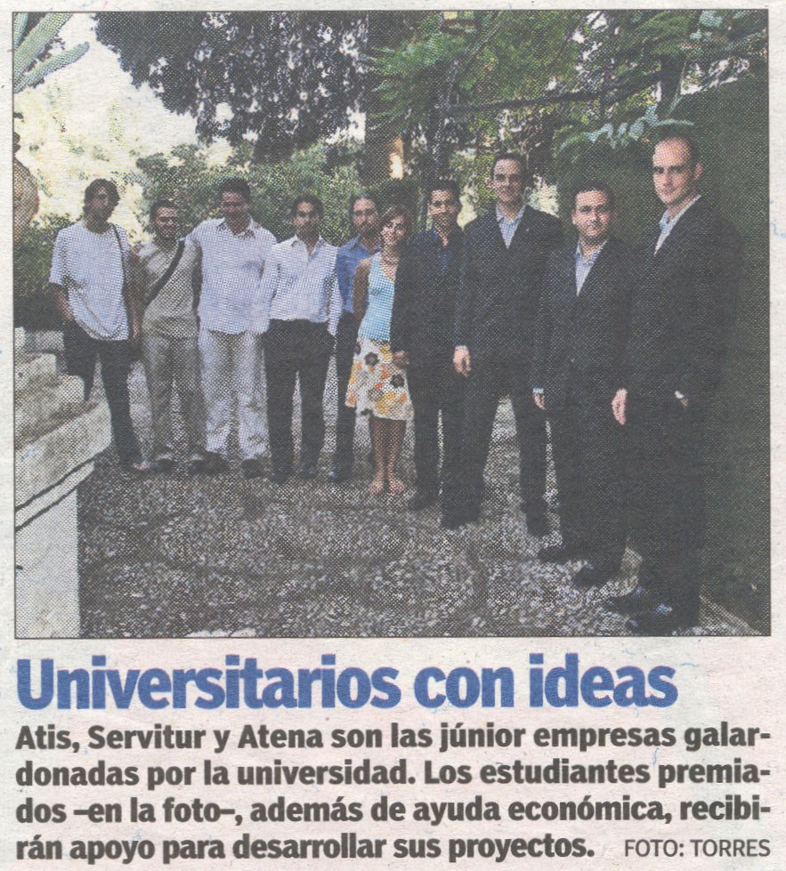 Recorte de Períodico con la noticia 2005